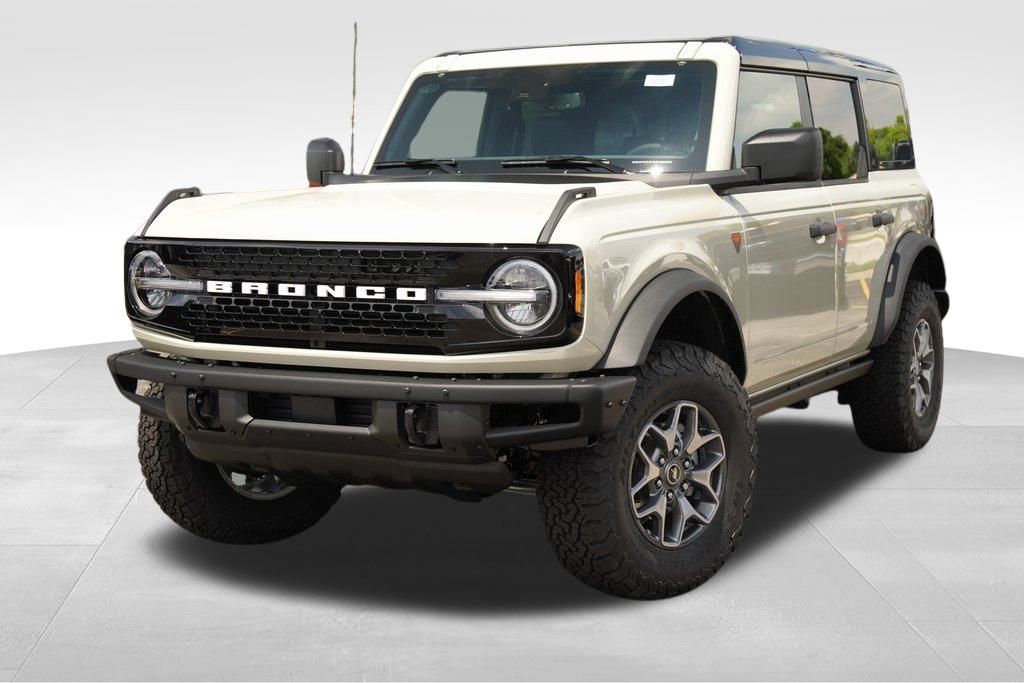 2025 Ford Bronco Badlands photo 3