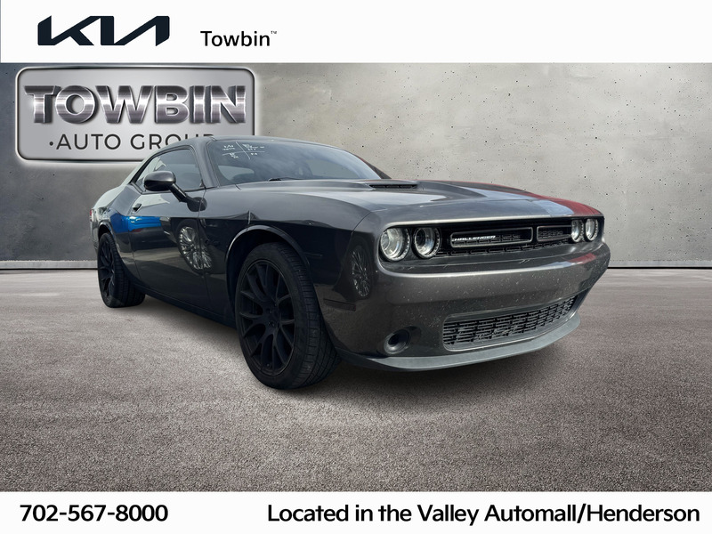 2019 Dodge Challenger SXT's photo