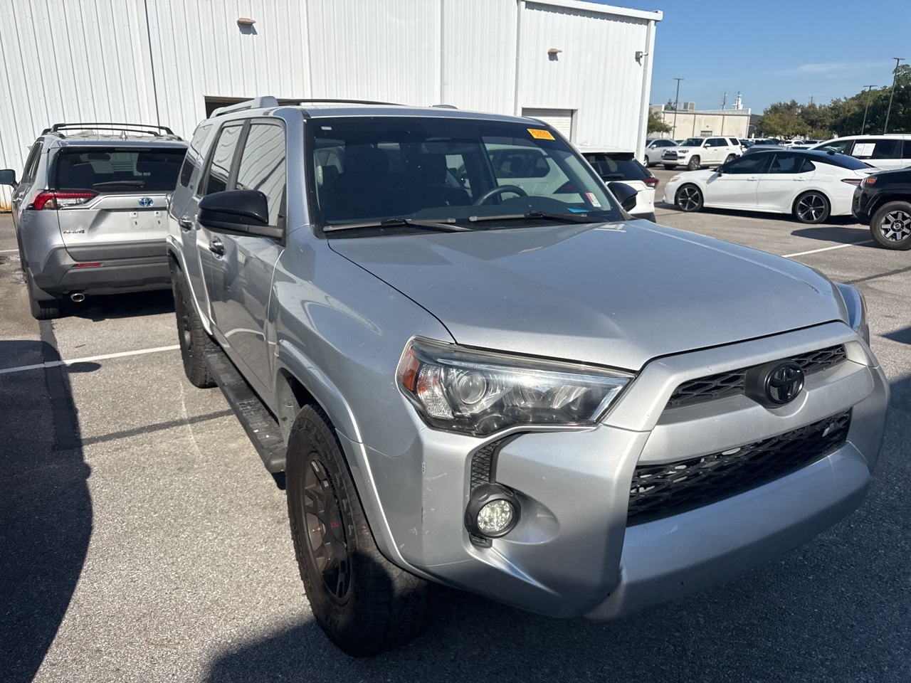 2018 Toyota 4Runner Limited SR5 Premium photo 3