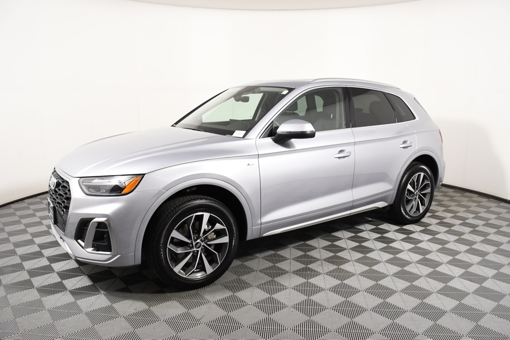 Used 2024 Audi Q5 Premium Plus with VIN WA1EAAFY0R2132631 for sale in Richfield, Minnesota