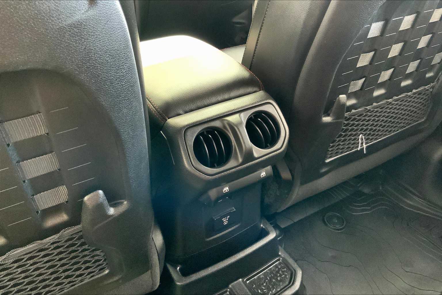 2021 Jeep Wrangler Unlimited Rubicon photo 33
