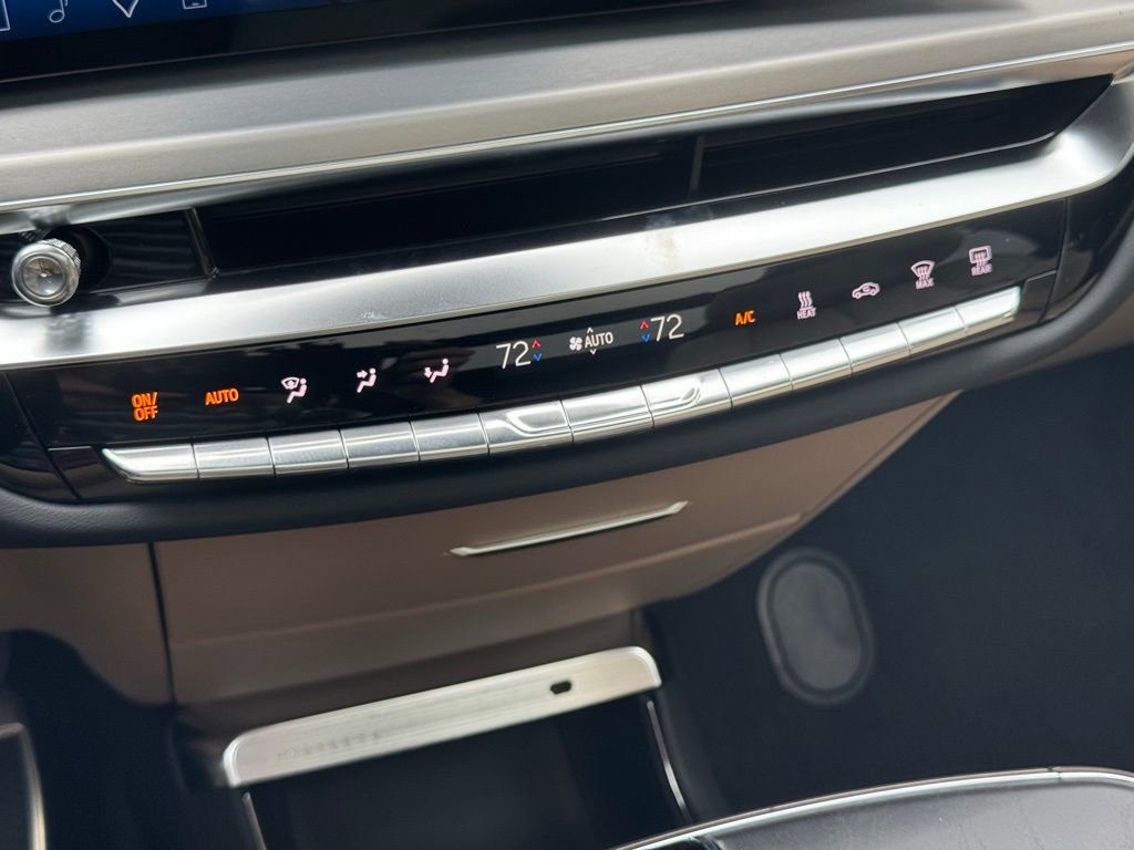 2025 Cadillac Lyriq Sport photo 29