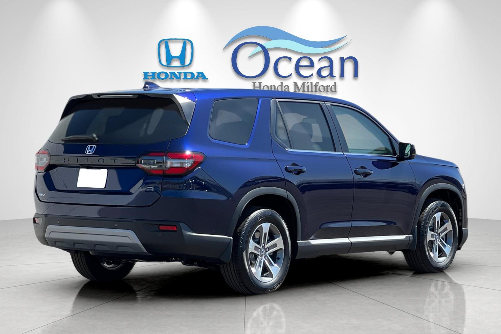 2025 Honda Pilot EX-L photo 4