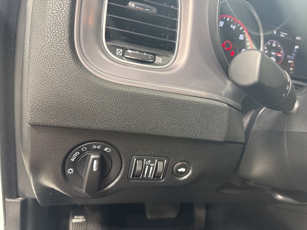 2023 Dodge Charger SXT photo 7