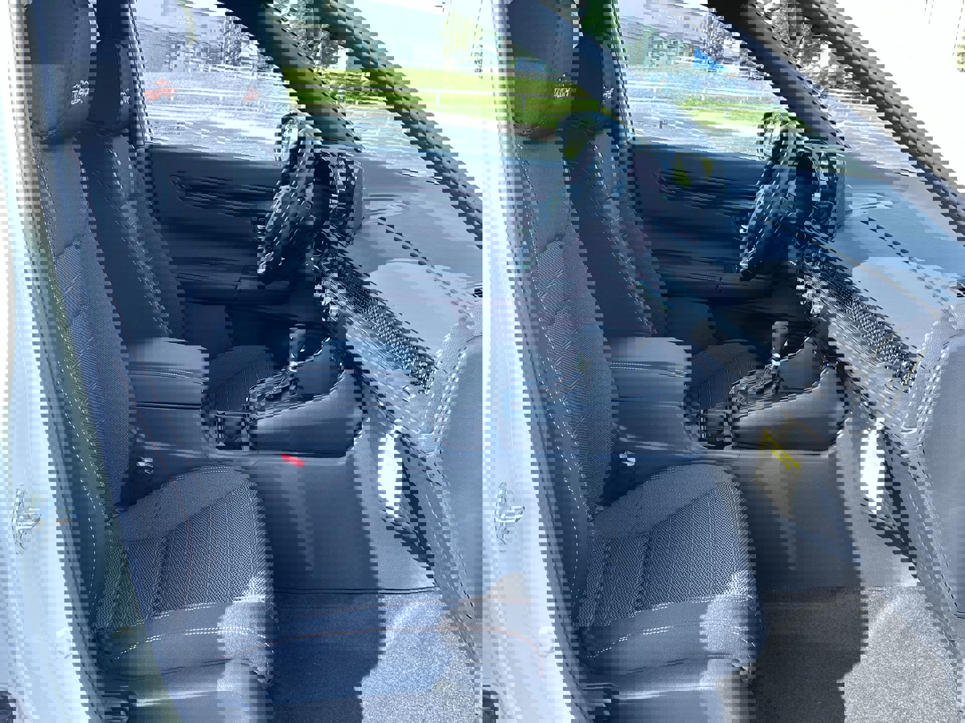 2026 Honda CR-V Hybrid photo 25