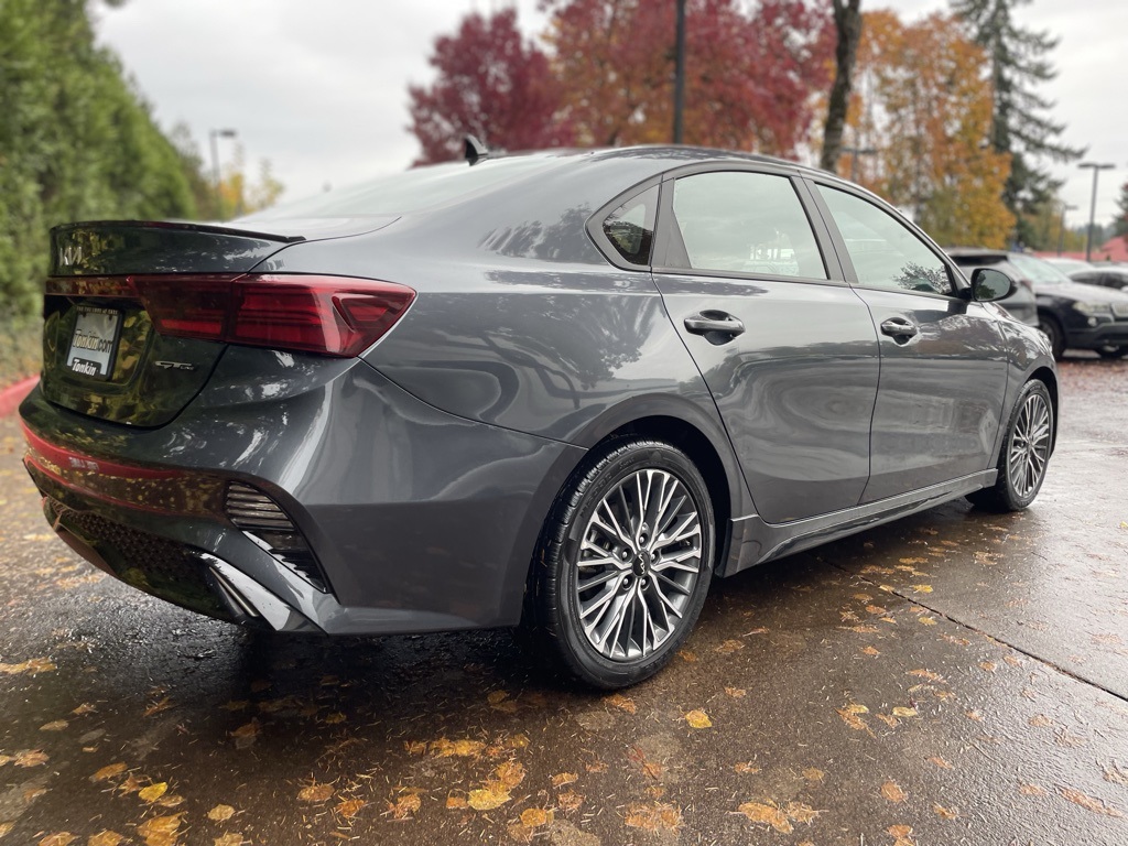 2023 Kia Forte GT-Line photo 3