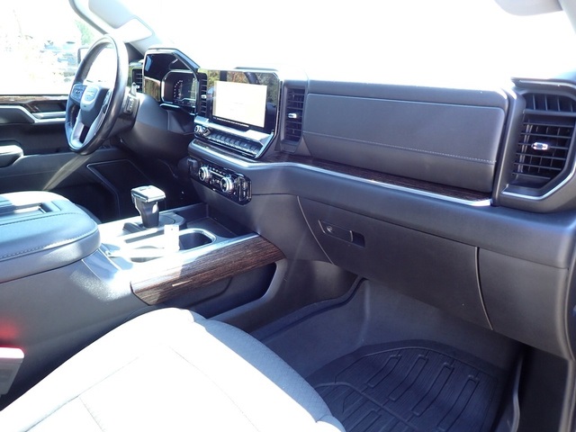 2022 Gmc Sierra 1500 Elevation photo 11