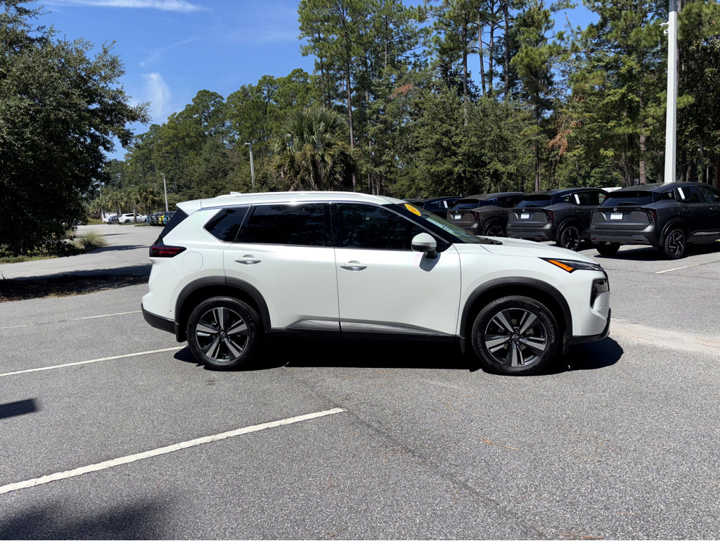 2024 Nissan Rogue SL photo 33