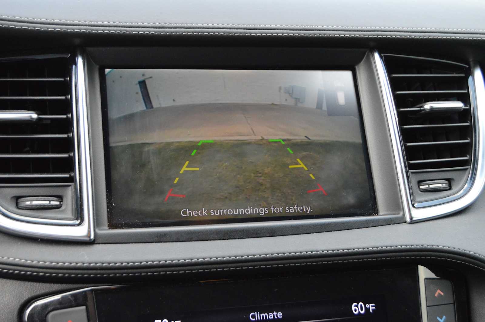 2023 Infiniti QX55 Luxe photo 13