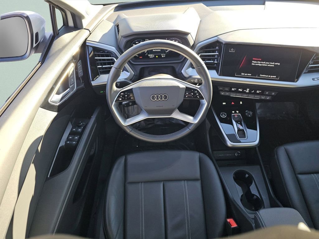 2023 Audi Q4 50 E-tron Premium photo 3