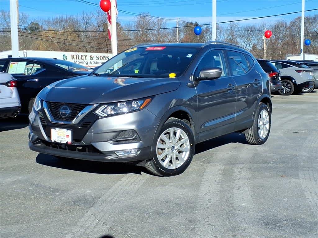 2020 Nissan Rogue Sport SV's photo