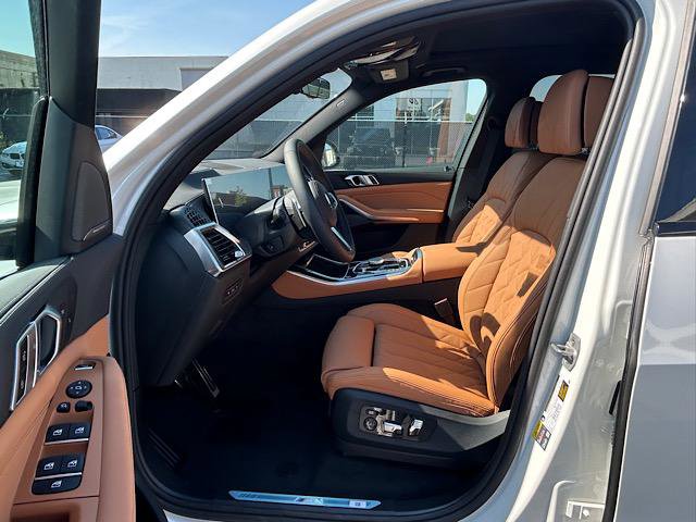 2026 Bmw X5 xDrive50e photo 3