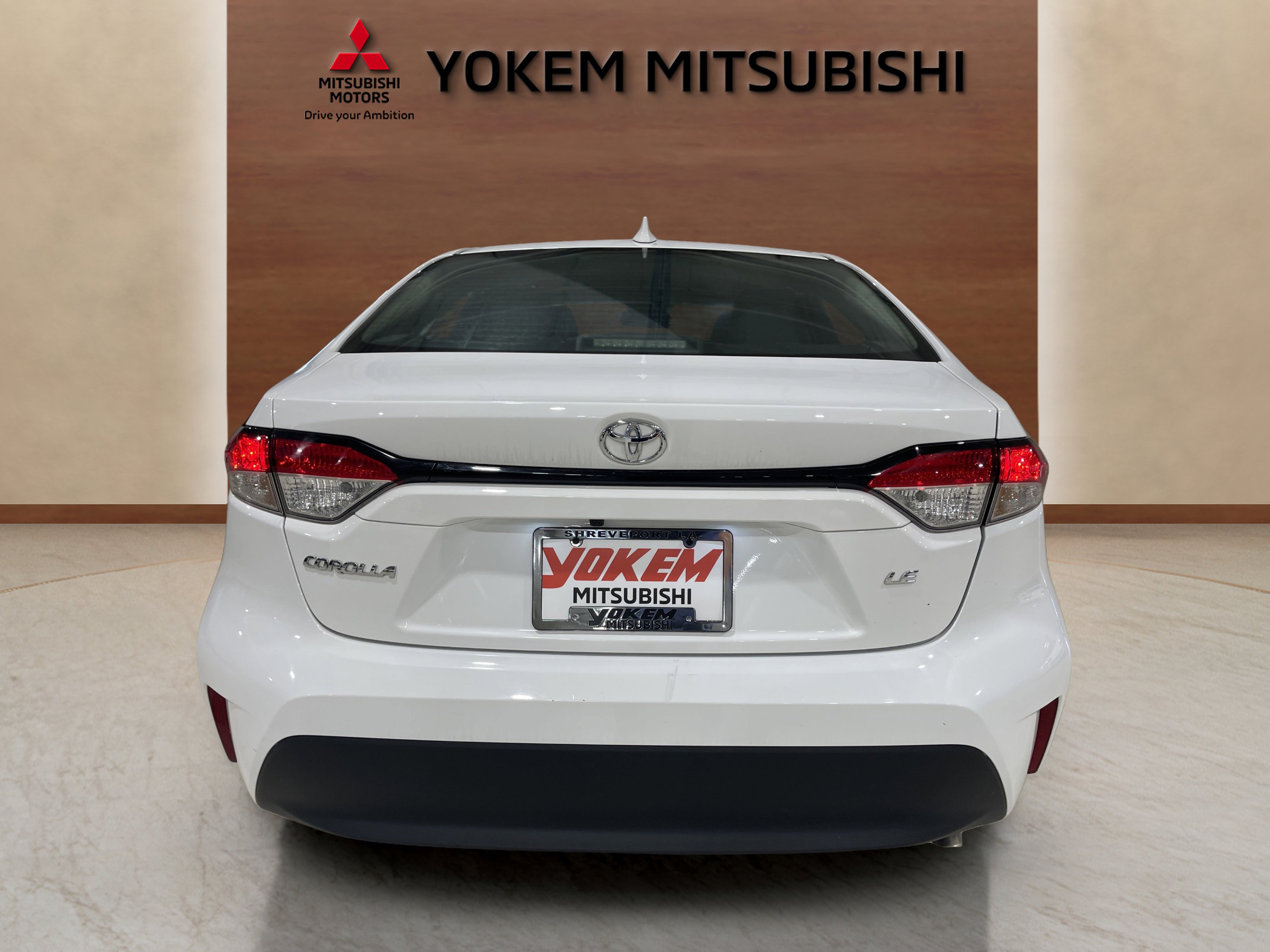 2023 Toyota Corolla LE photo 4