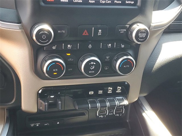 2019 Ram 2500 Laramie photo 18