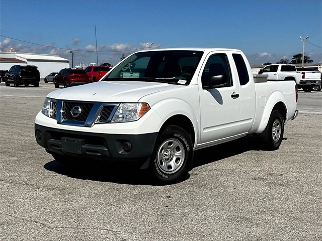 2016 Nissan Frontier S photo 2