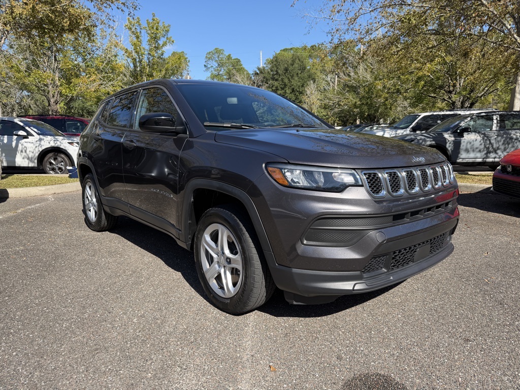 2023 Jeep Compass Sport's photo
