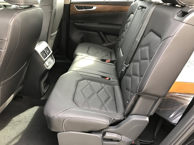 2026 Volkswagen Atlas SE Technology photo 24