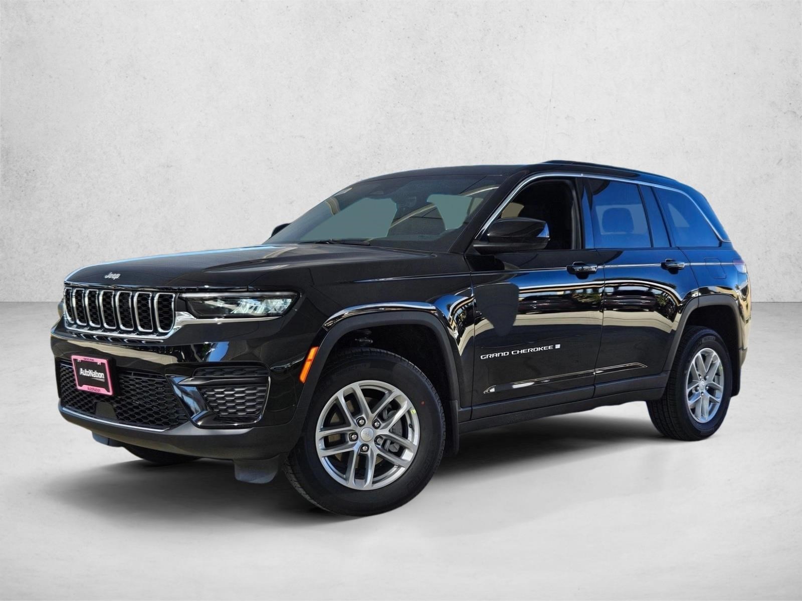 2025 Jeep Grand Cherokee Laredo's photo