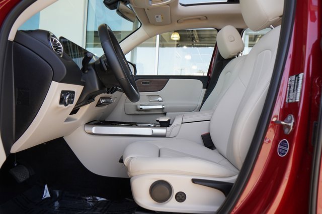 2022 Mercedes Benz GLB 250 photo 23