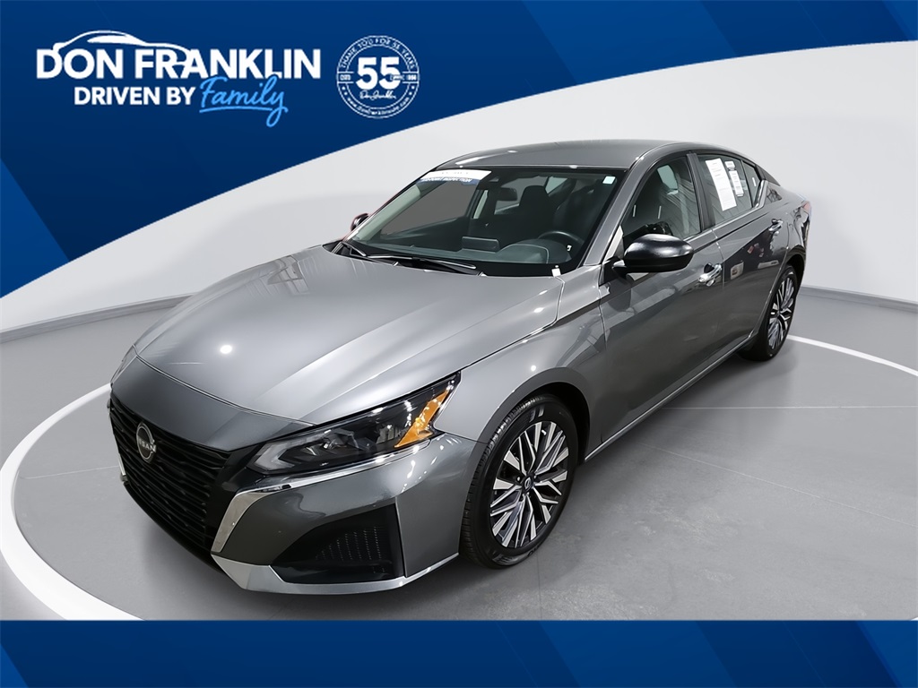 2025 Nissan Altima SV's photo