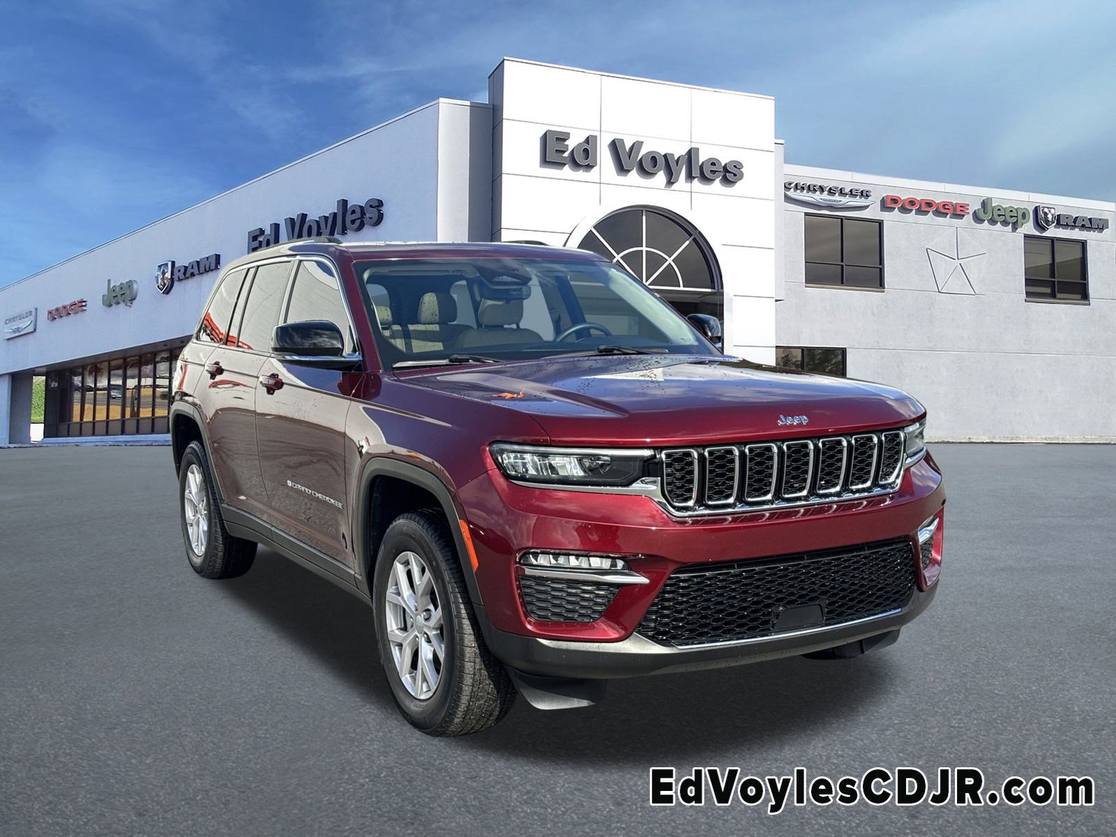 2022 Jeep Grand Cherokee Limited's photo