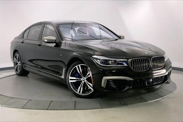 2019 BMW 7 Series M760i's photo
