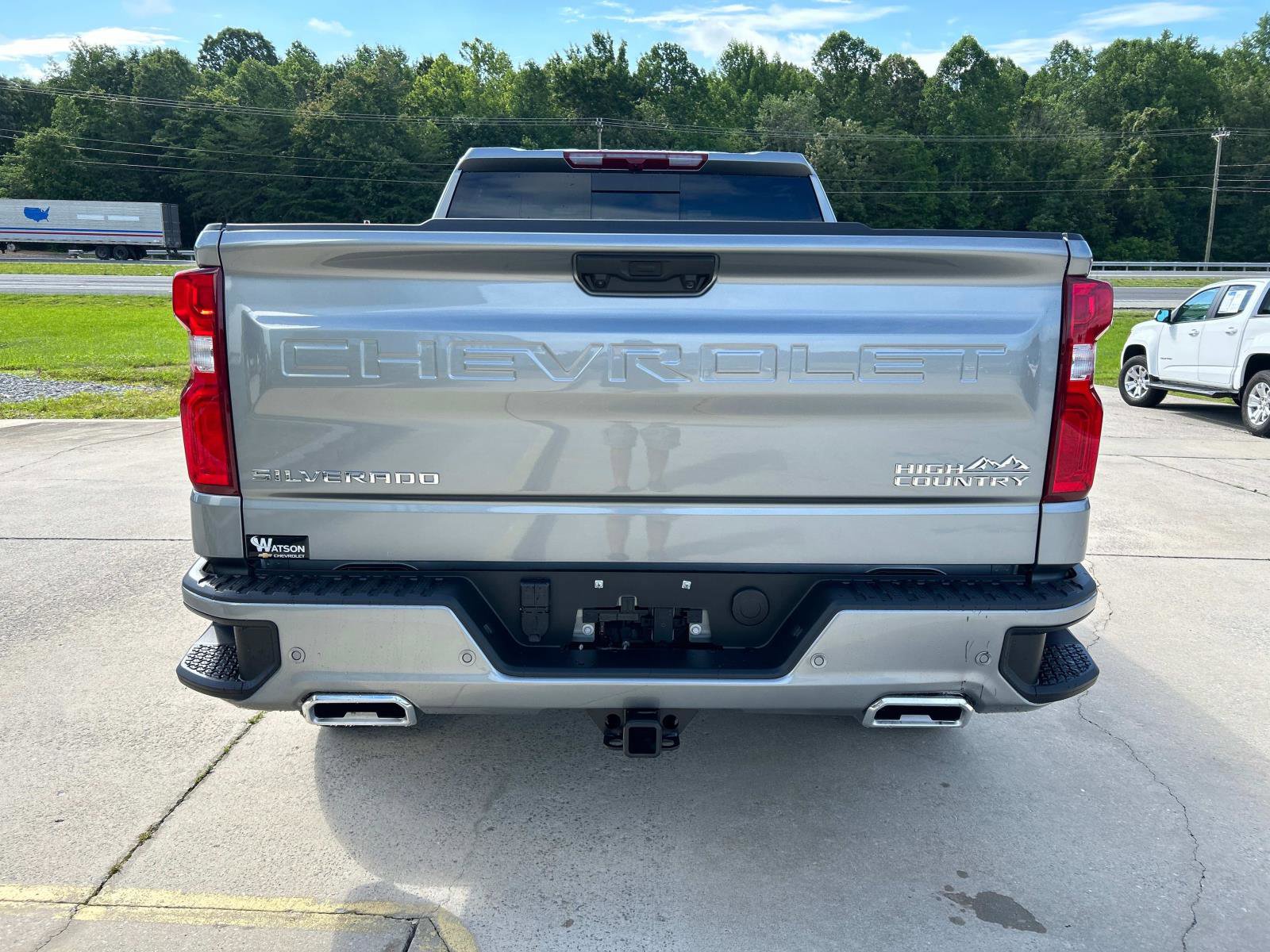 2025 Chevrolet Silverado 1500 High Country photo 5