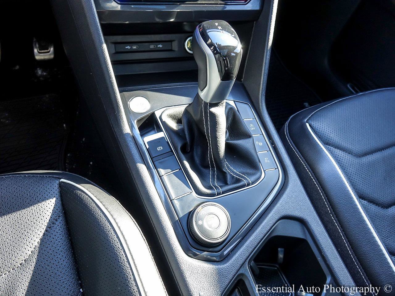 2023 VOLKSWAGEN TIGUAN - Image 18