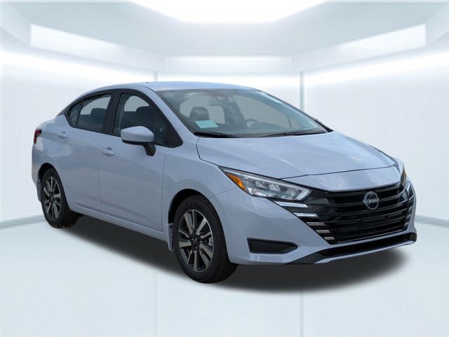 2025 Nissan Versa SV photo 7