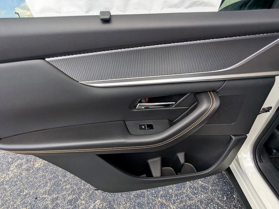 2025 Mazda CX-90 3.3 Turbo Preferred photo 28