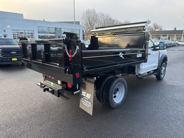 2024 Ford F-550 photo 4