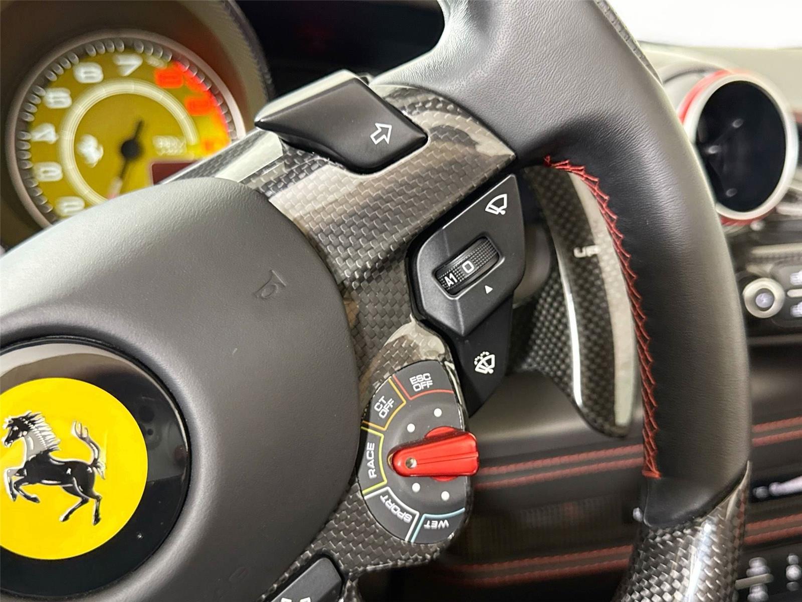 2022 Ferrari F8 Spider Base photo 19