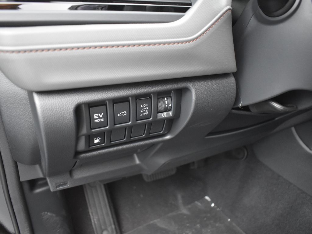 2025 Subaru Forester Sport photo 7