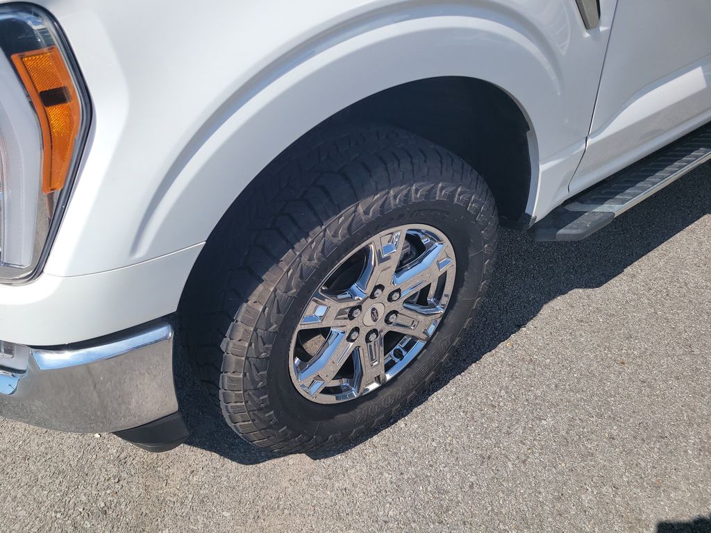 2022 Ford F-150 XLT photo 9