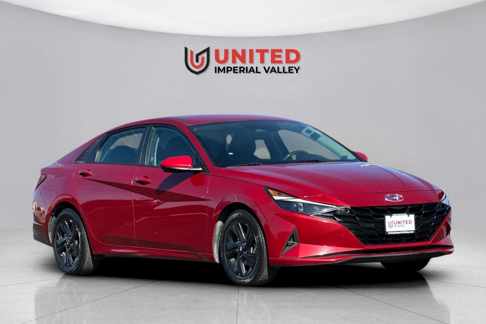 Used 2021 Hyundai Elantra SEL with VIN KMHLM4AG6MU198114 for sale in Imperial, CA