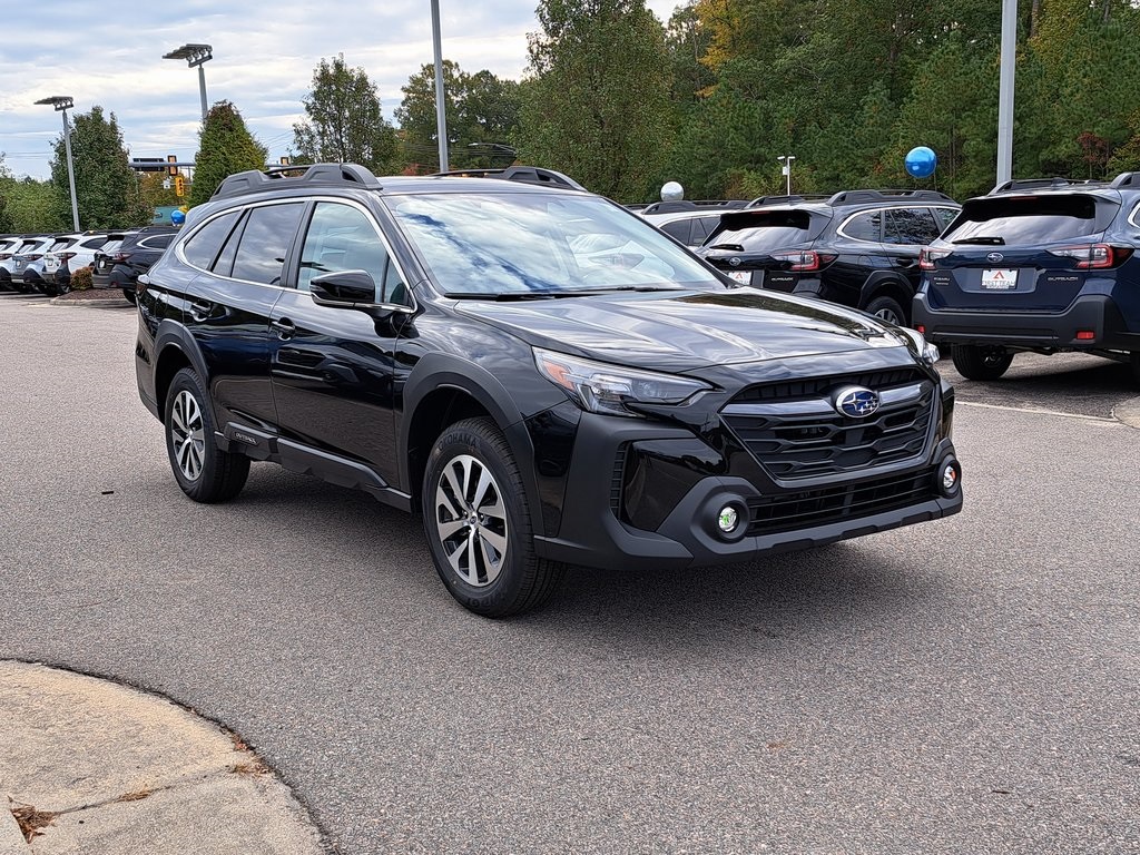 2025 Subaru Outback Premium's photo