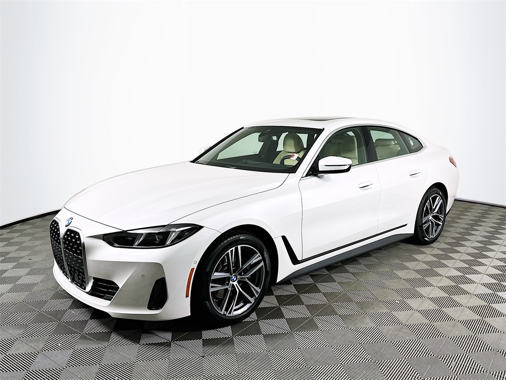 2025 BMW 4 Series 430i's photo