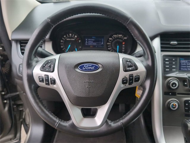 2013 Ford Edge SEL photo 3