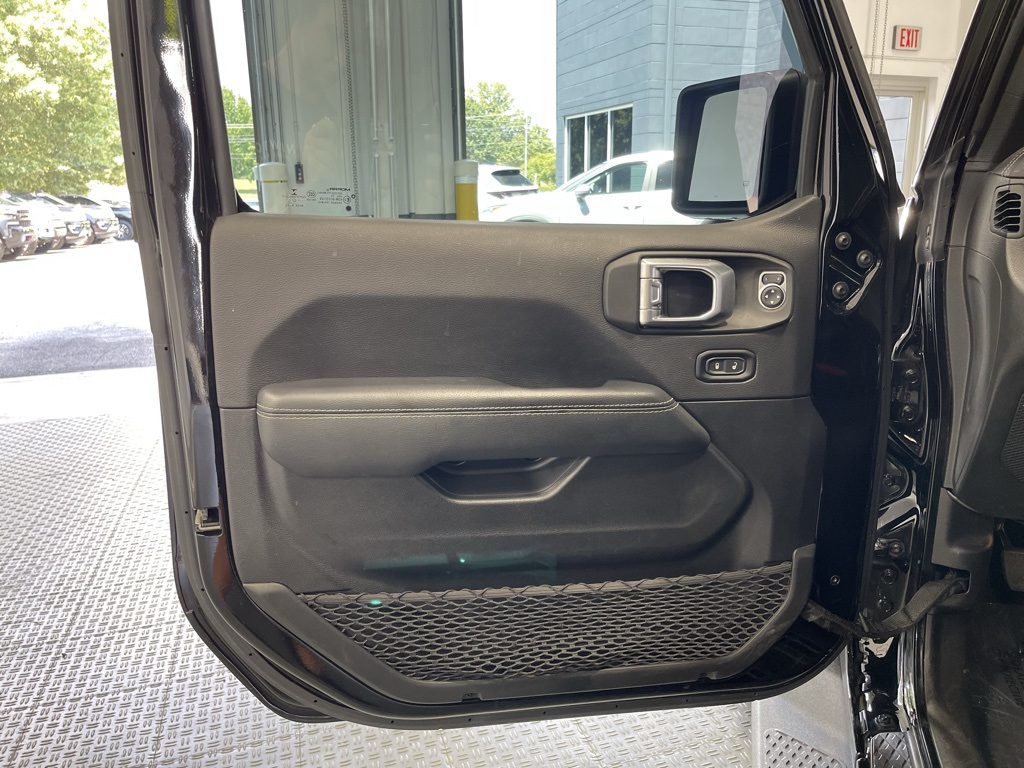 2022 Jeep Gladiator Overland photo 14