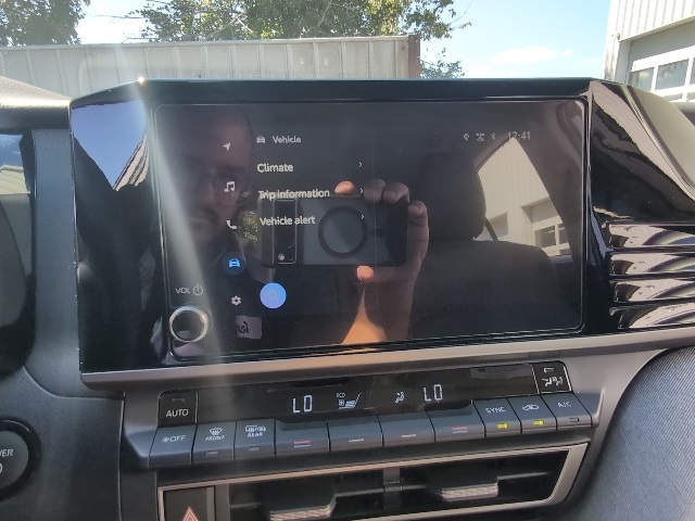 2025 Toyota Camry LE photo 23