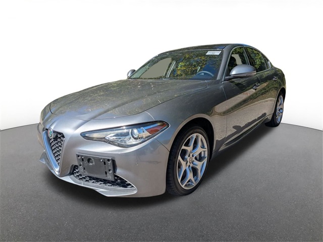 2021 Alfa Romeo Giulia Ti's photo