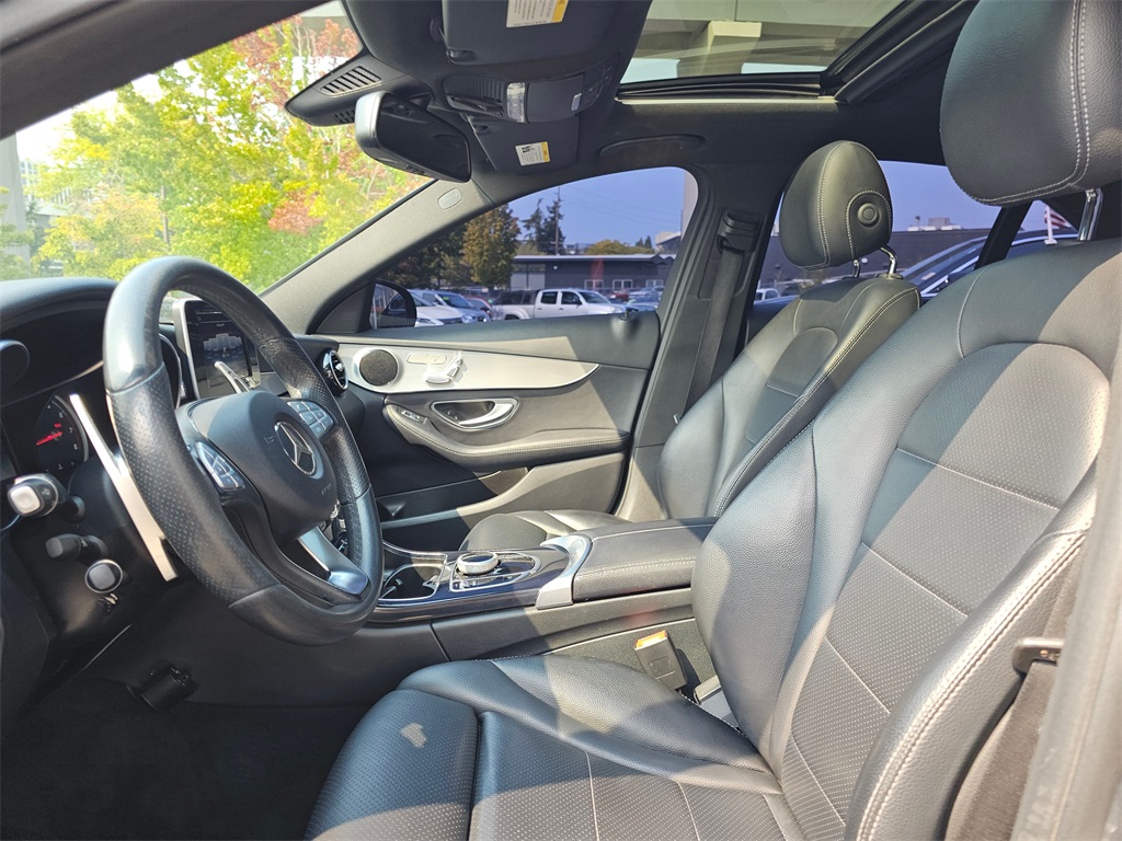 2018 Mercedes Benz C 300 photo 22