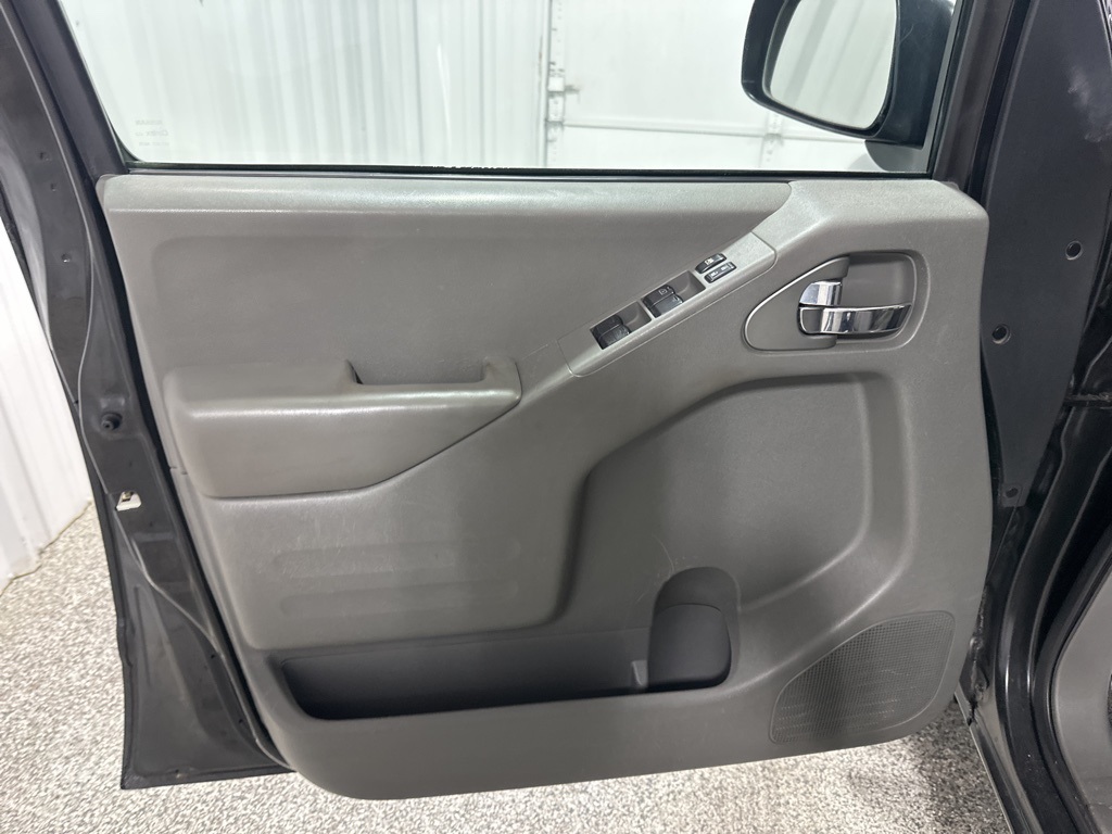2021 Nissan Frontier SV photo 11