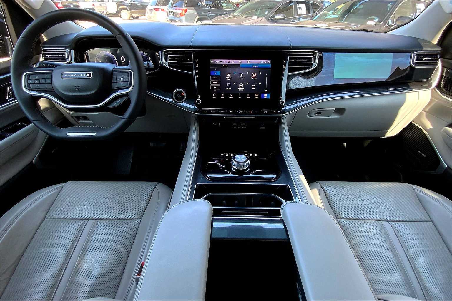 2022 Jeep Wagoneer Series I photo 15