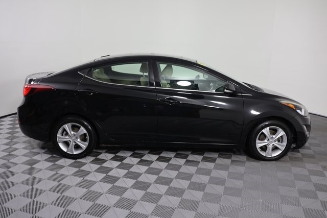 2016 Hyundai Elantra Value Edition photo 9