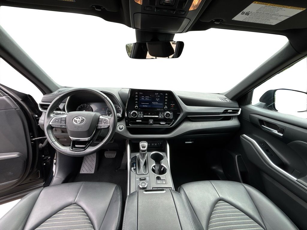 2021 Toyota Highlander XSE photo 20