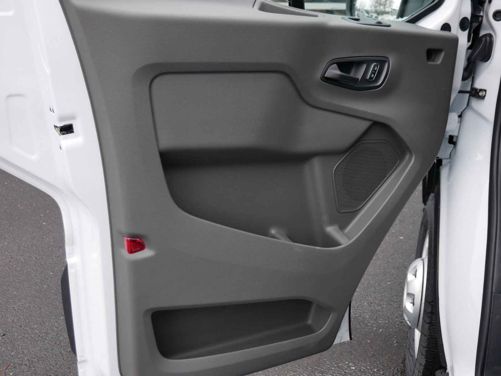 2024 Ford Transit Cargo Van photo 13