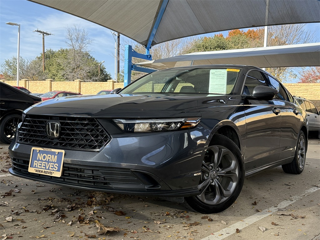 2024 Honda Accord EX's photo