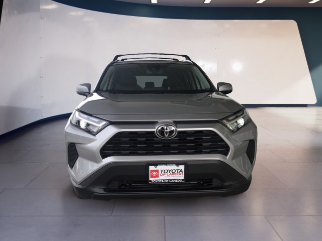 2024 Toyota RAV4 XLE photo 7