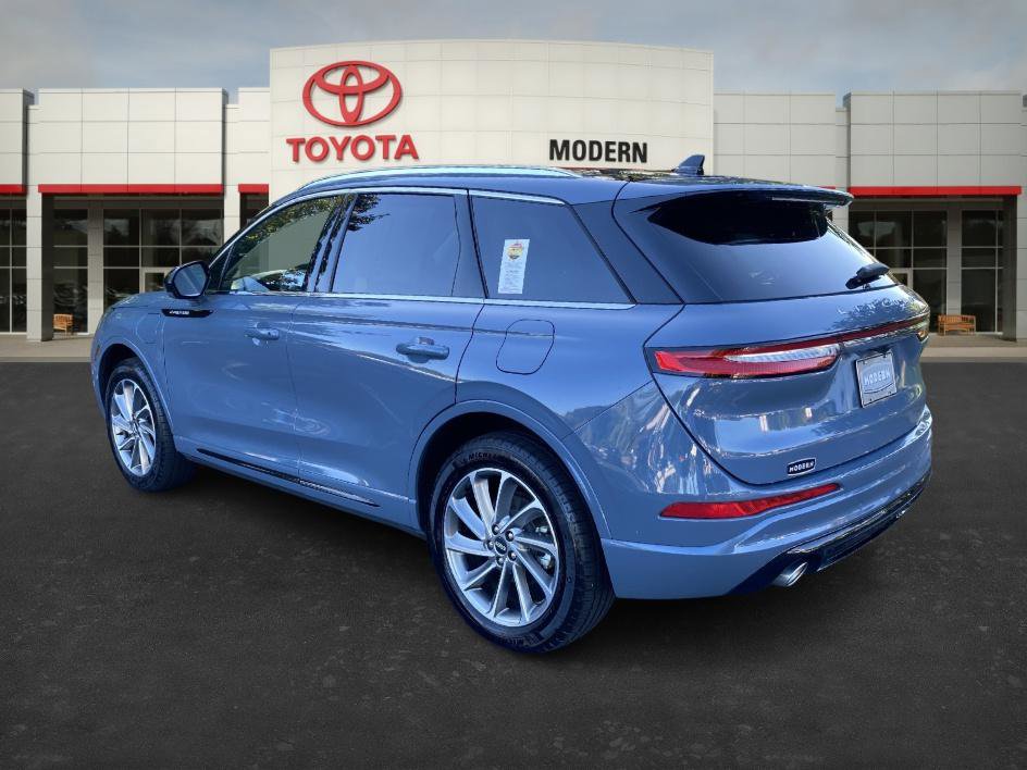 2024 Lincoln Corsair Grand Touring photo 3